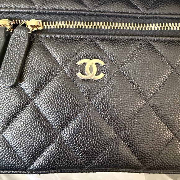 CHANEL Slim Vanity Black Caviar Leather Top-Handle Bag Light Gold Hardware - Picture 6 of 11